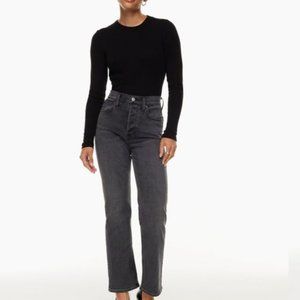 ARITZIA Denim Forum High Rise Arlo Straight Leg 28L in Size 23